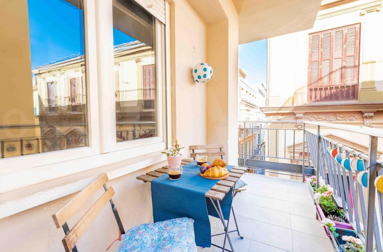 Cosy Flat With Private Balcony - Historic Center By Rems Daire Málaga Dış mekan fotoğraf